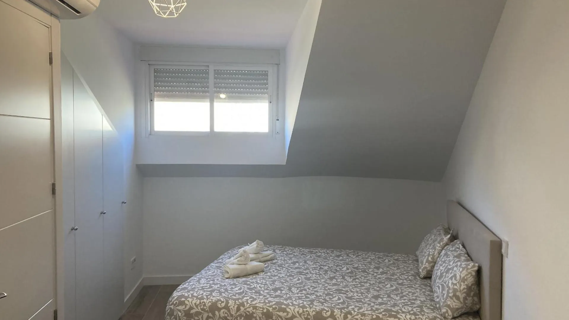 San Sebastian 6 Apartments San Sebastián de los Reyes 0*,